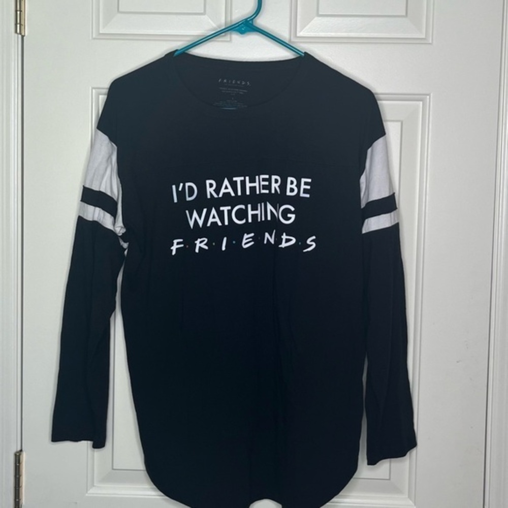 Friends long sleeve Tee, Large